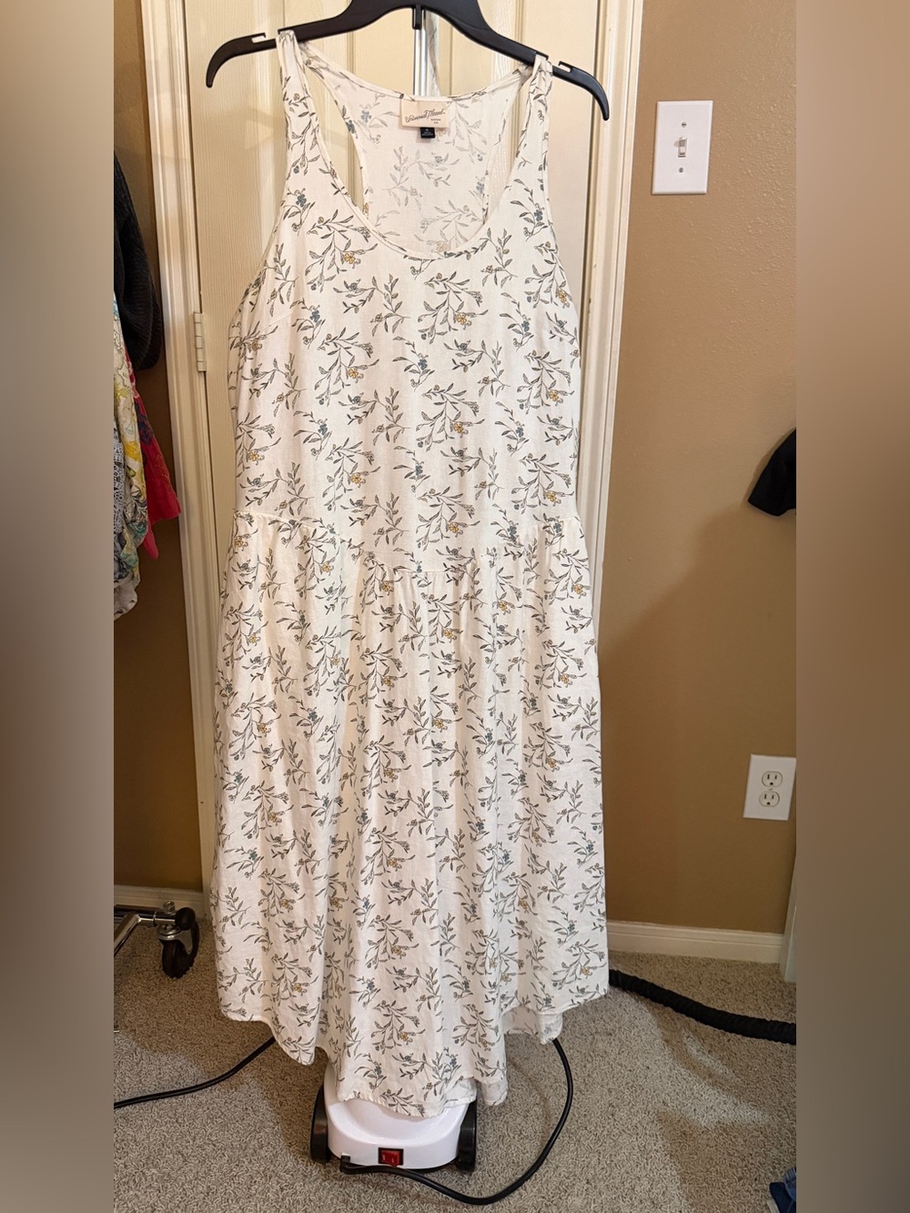 John Mark Pink and White Floral Top